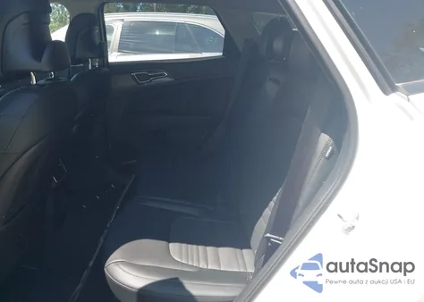 2025 Kia Sportage Sx-Prestige z USA, uszkodzony, nr VIN 5XYK5CDF2SG301912